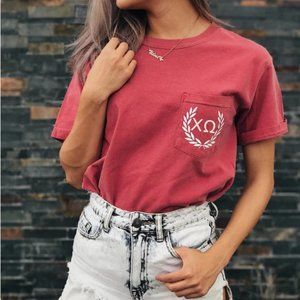Chi Omega Comfort Colors Laurel ΧΩ Unisex Pocket T-shirt